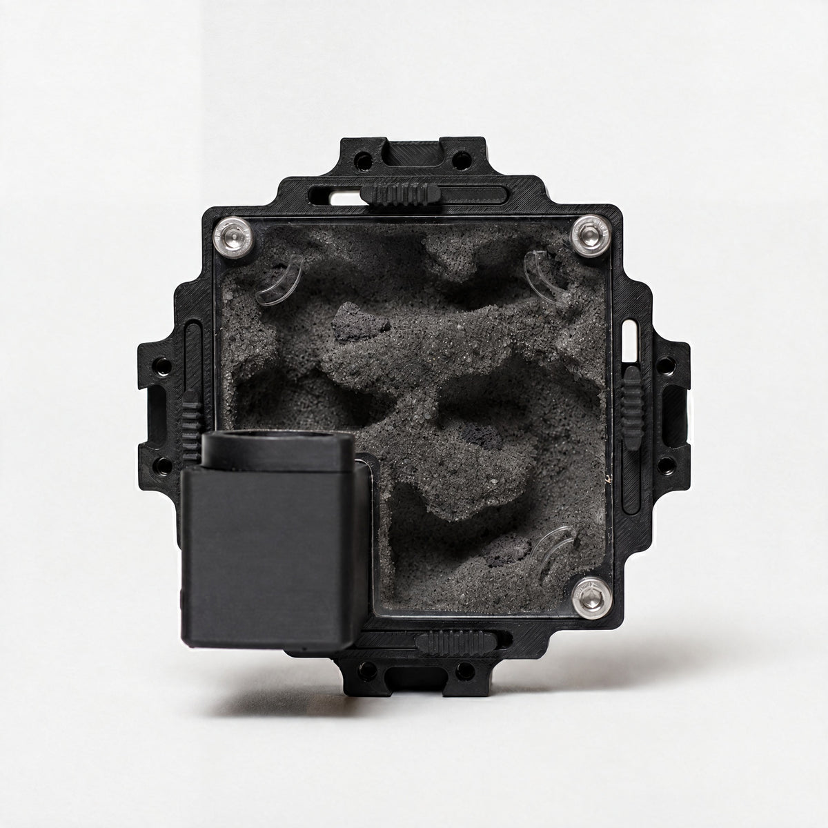 Hormiguero Terra M Vertical con yeso Sandust Black